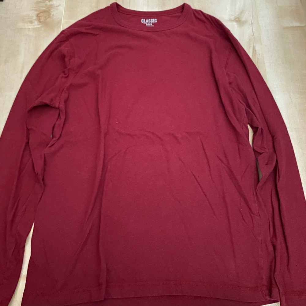 Old navy long sleeve tee
